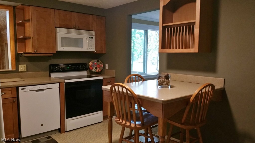 Aurora Shores - Residential