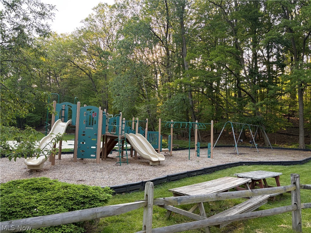 Ledgewood - Residential