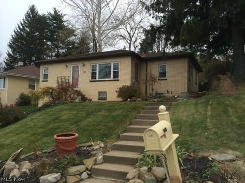 NICE 3 BEDROOM BRICK HOME WITH A LOT OF UPDATES SINCE 2005: ROOF,WINDOWS,GAS FURNACE,HOT WATER TANK,GARAGE DOOR AND OPENER,DISHWASHER,TRANE HEAT PUMP,CARPET,BATH FITTERS TUB, 200 AMP SERVICE, DECORATIVE LANDSCAPING WALL AROUND SIDE AND BACK.
