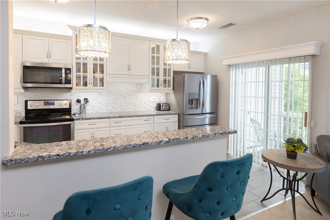 610 Aqua Marine Boulevard, Avon Lake, Ohio image 11