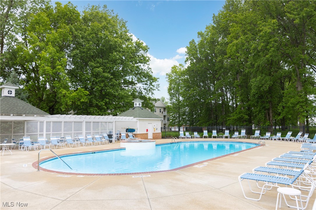 610 Aqua Marine Boulevard, Avon Lake, Ohio image 34