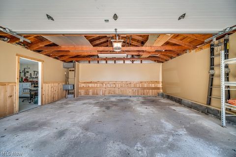 Tiny photo for 324 W State Street, Barberton, OH 44203 (MLS # 5202566)