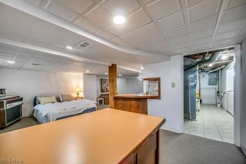 Tiny photo for 324 W State Street, Barberton, OH 44203 (MLS # 5202566)