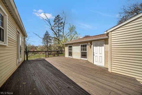 Tiny photo for 324 W State Street, Barberton, OH 44203 (MLS # 5202566)