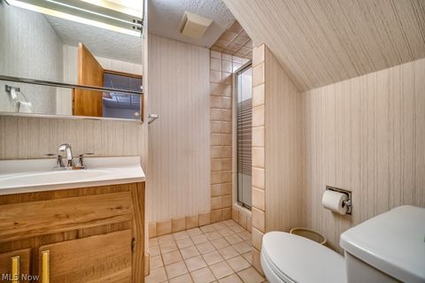 Tiny photo for 324 W State Street, Barberton, OH 44203 (MLS # 5202566)