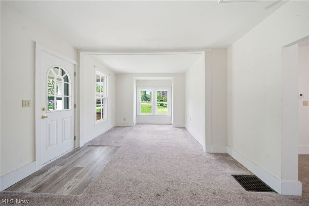 Photo of 57 W Union Street, Geneva, OH 44041 (MLS # 5206532)