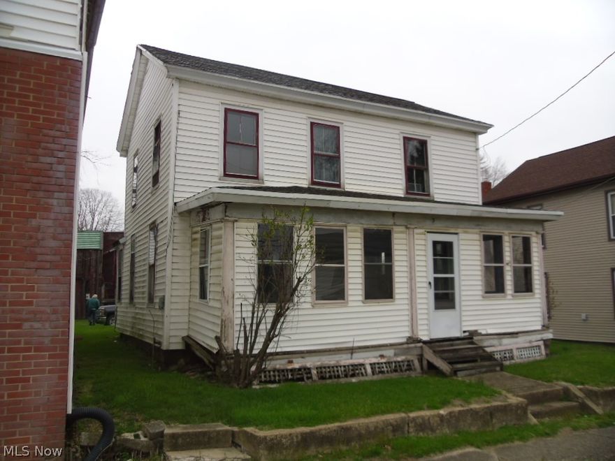 GRIM ESTATE AUCTION #2

SATURDAY MAY 7TH 2016 @ 11:00 AM
2 STORY HOME ~ 2 STORY COMMERCIAL BLDG ~ BARN
Mahoning County ~ Washingtonville Village ~ Leetonia Schools

Consisting of a 2 story frame home of approx. 1400 square feet built in 1900.Kitchen with built in wood cabinets.Living room and Dining room.2nd floor with 3 bedrooms and full bath.Natural oak trim through most of home.Enclosed front porch.Full basement. Vinyl siding and shingle roof. 30 x 60 frame barn with wood siding and slate roof. Also 2 story bldg recently used as a commercial retail store front and storage. All situated on a 66x167 city lot with all city utilities.

Note: Home and buildings are in need of repair.