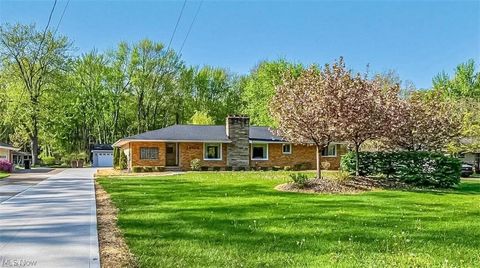 Homes For Sale - 26105 Westwood Road<br/> Westlake, OH 44145