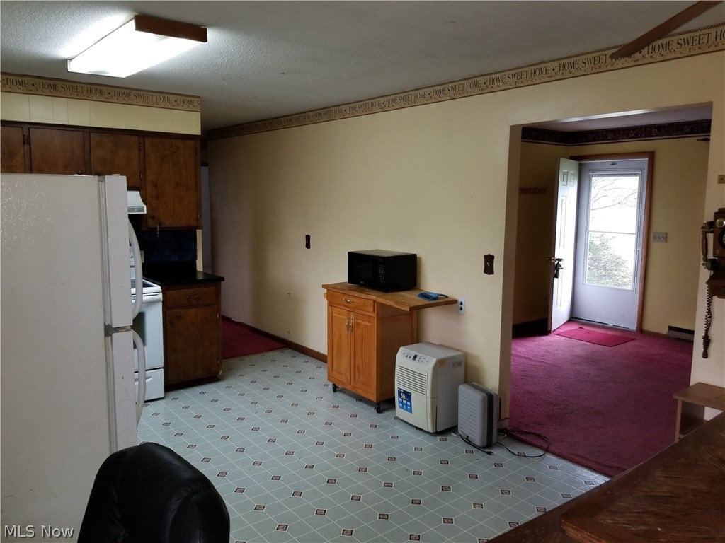 Crestmont Estate - Residential