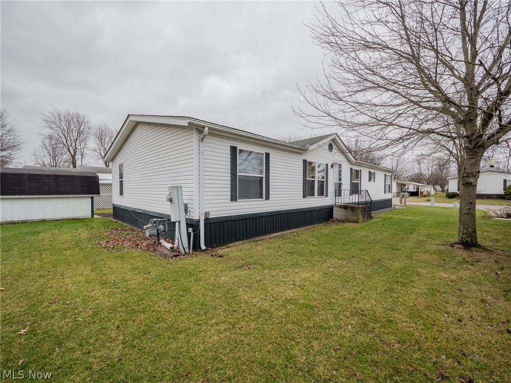 Twin Lakes Mobile Home Park - Residential