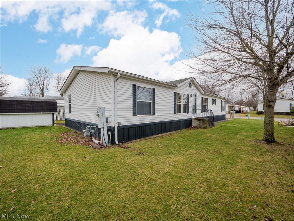 Twin Lakes Mobile Home Park - Residential