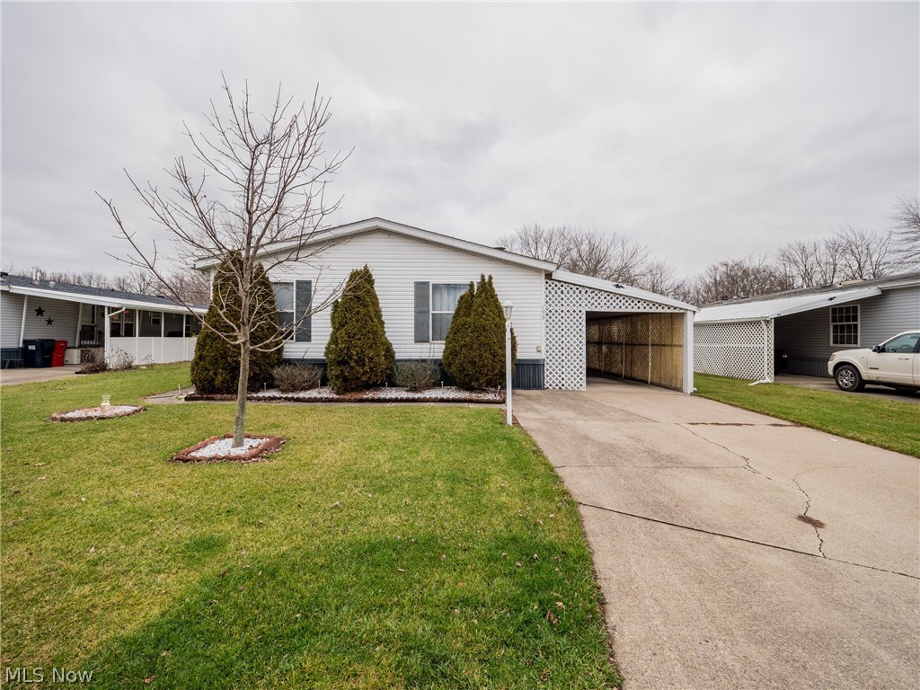 Twin Lakes Mobile Home Park - Residential