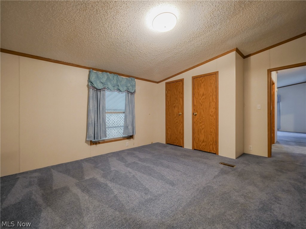 Twin Lakes Mobile Home Park - Residential