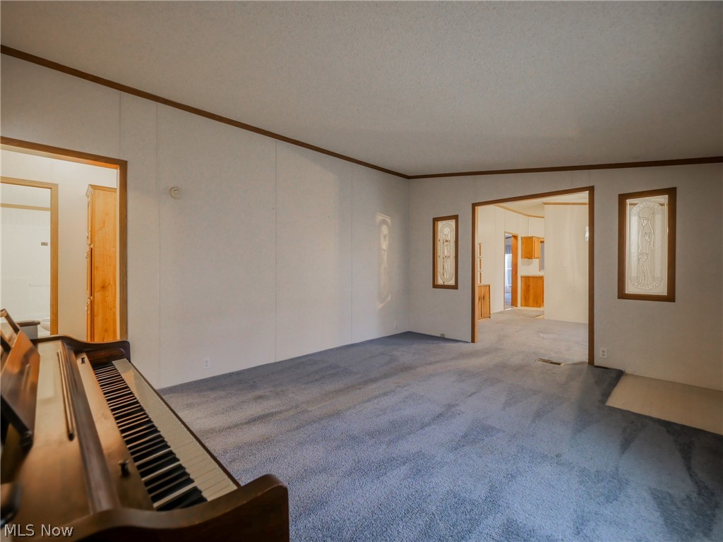 Twin Lakes Mobile Home Park - Residential