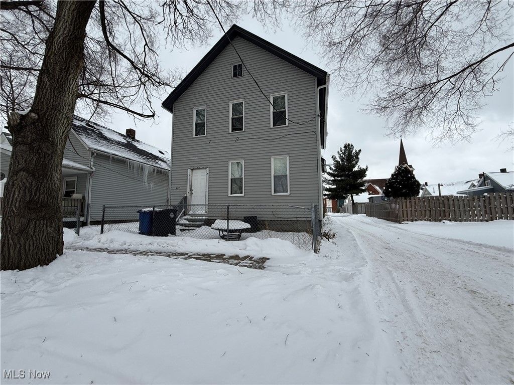 Photo of 4217 Hyde Avenue, Cleveland, OH 44109 (MLS # 5184317)