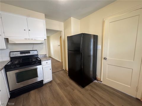 Tiny photo for 960 Jason Avenue, Akron, OH 44314 (MLS # 5221744)