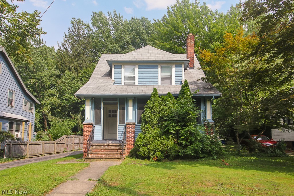 This tenant occupied single family is an excellent choice for your investment portfolio! The current tenants pay $950/month and all utilities as well. Long-term, excellent tenants have been in the property for 3+ years, pay on time and would like to stay. The spacious home offers a large enclosed front porch, living room, dining room, kitchen, 2 bedrooms and 1 full bath. There are hardwood floors throughout, as well as a 2 car detached garage and large mostly fenced-in backyard. Located on a tree-lined Cleveland Heights street, the property is near parks, shopping, schools and public transit routes. If you're looking for a solid investment property - look no further than this home!