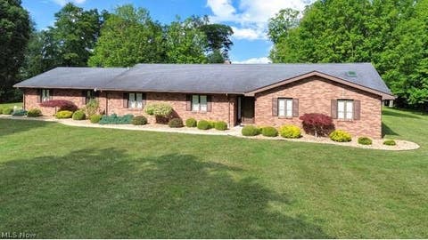 Homes For Sale - 52 Hilda Circle<br/> Bloomingdale, OH 43910