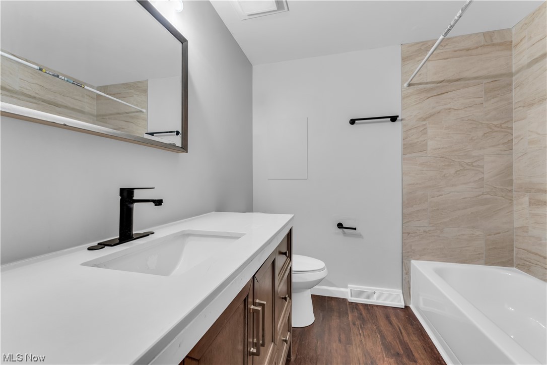 Cape Cod Estates - Residential