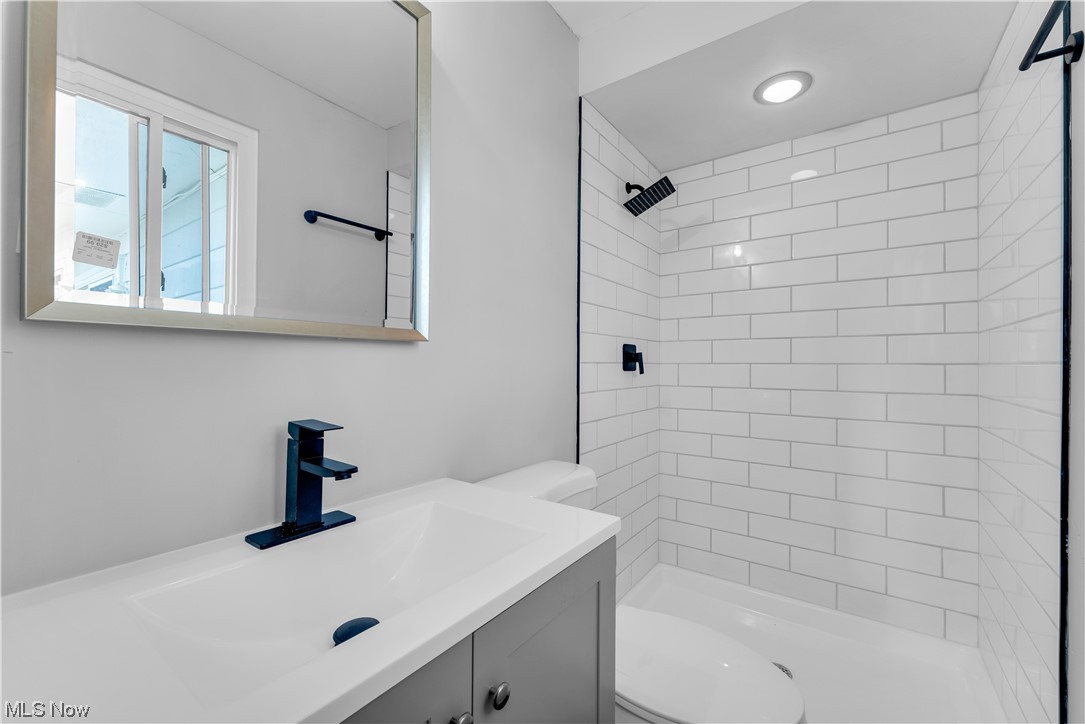 Cape Cod Estates - Residential