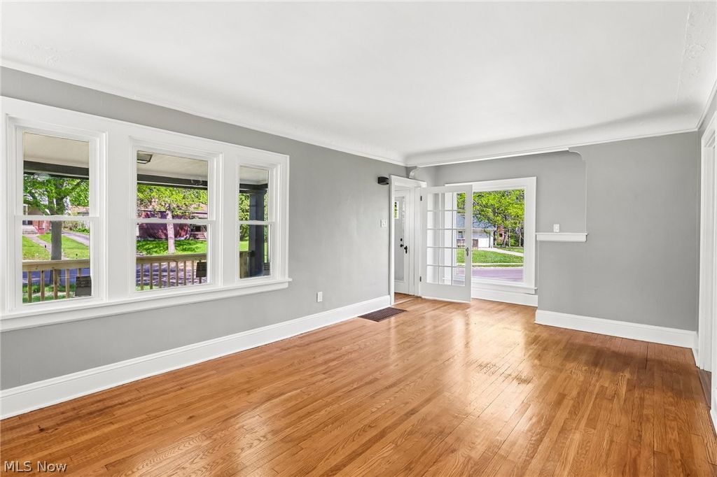 Photo of 1161 Diagonal Road, Akron, OH 44307 (MLS # 5206521)