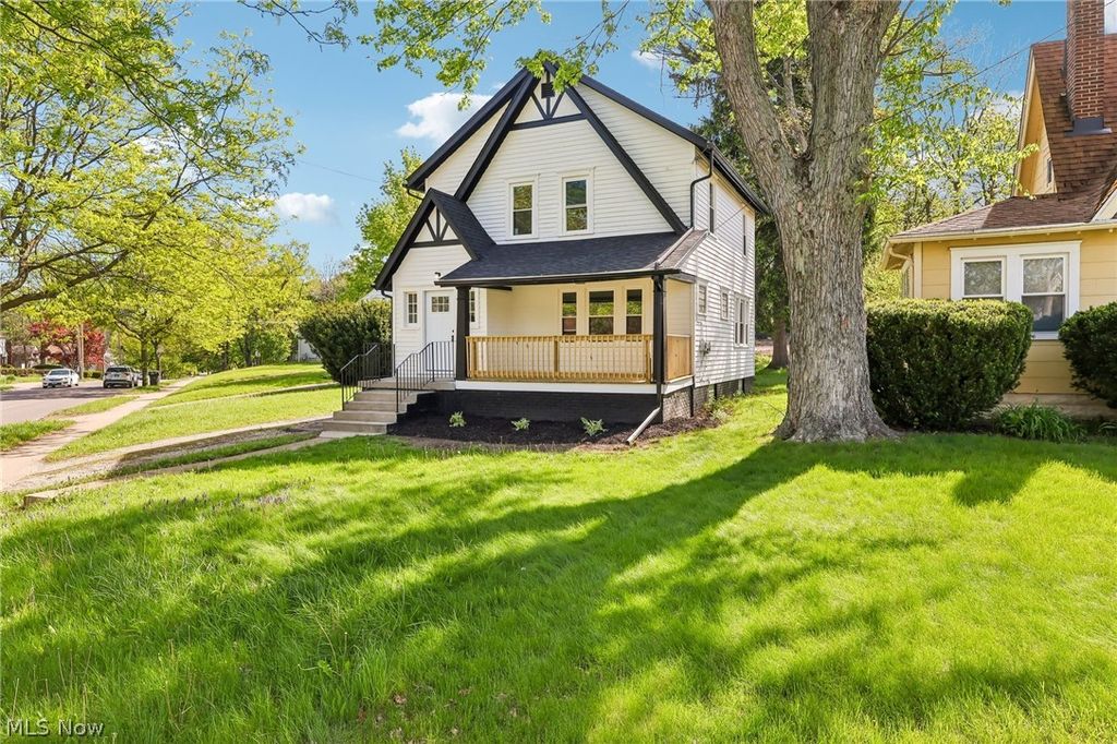 Photo of 1161 Diagonal Road, Akron, OH 44307 (MLS # 5206521)