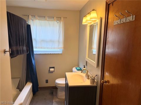 Tiny photo for 12 Cross Street, Bridgeport, OH 43912 (MLS # 5210269)