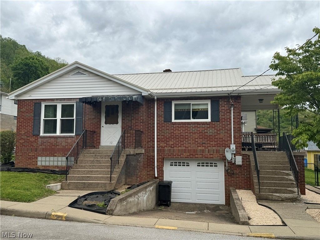 Photo of 12 Cross Street, Bridgeport, OH 43912 (MLS # 5210269)