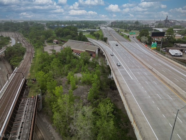 Iron Court, Cleveland, Ohio image 18