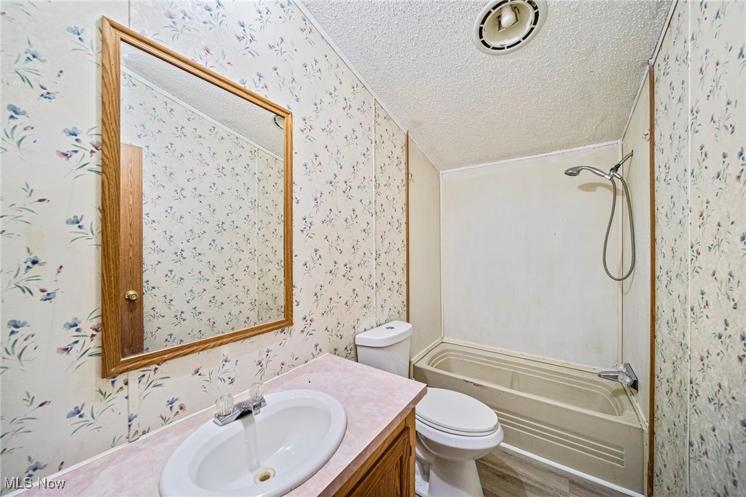 3651 Austin Drive #N7, Geneva, Ohio image 19