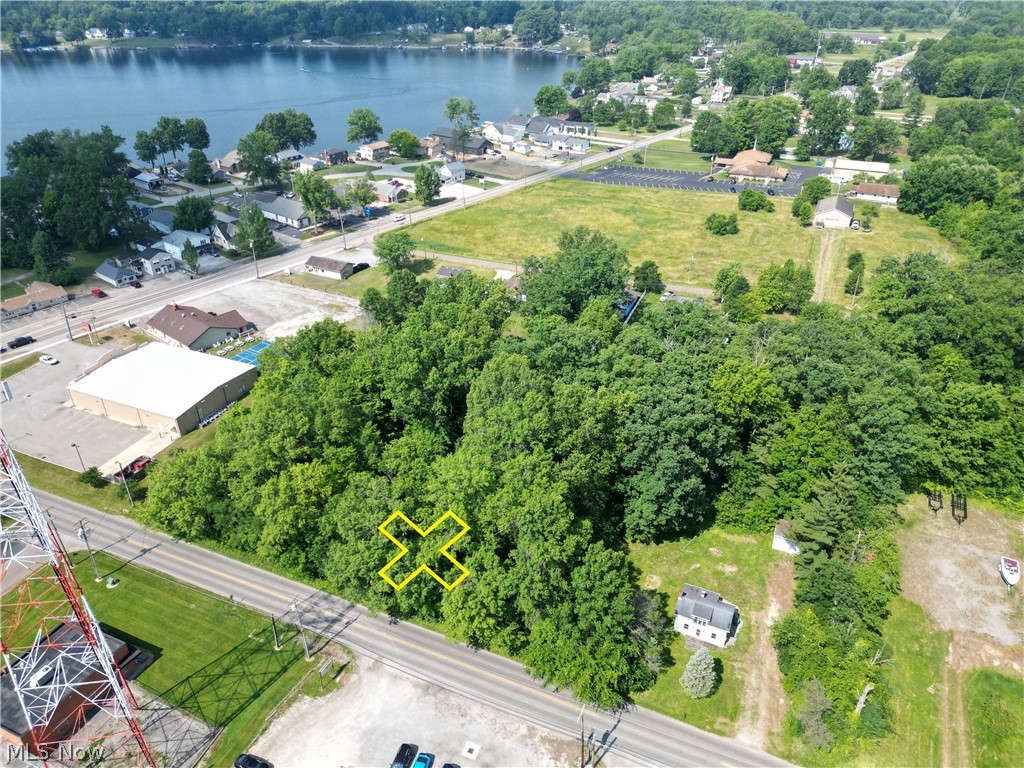 Grandview Road, Lake Milton, Ohio image 1