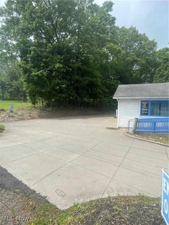 Massillon Road - Commercial Sale