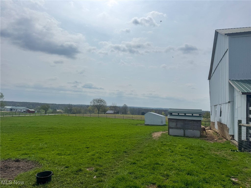 16321 Burton Windsor Road, Middlefield, Ohio image 3
