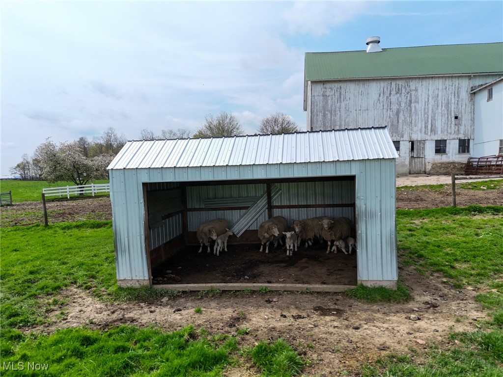 16321 Burton Windsor Road, Middlefield, Ohio image 15