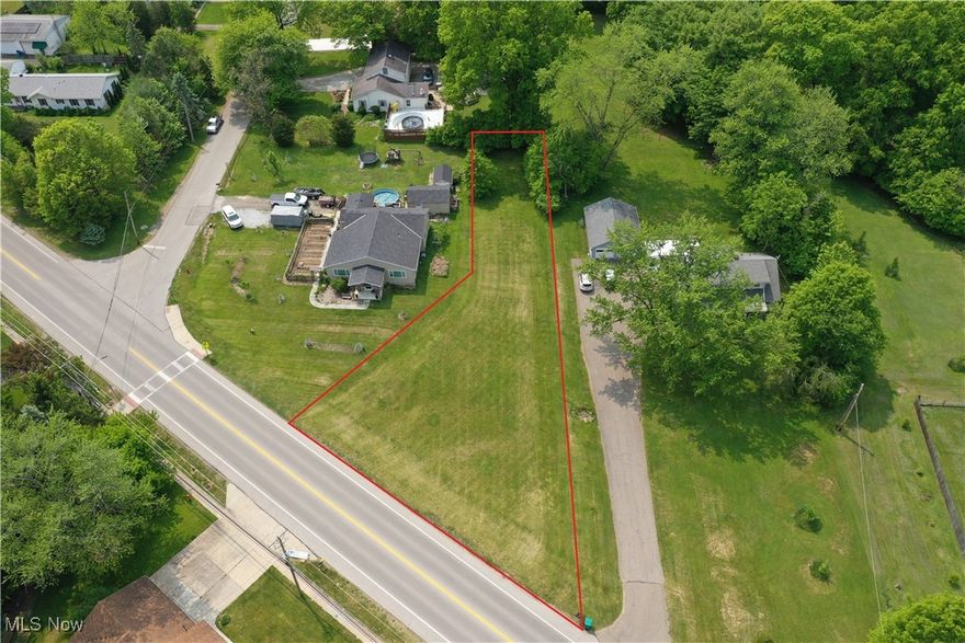 Looking to build your dream home......investment home......Don't look any further!!  There are SO MANY possibilities with this nicely sized lot!!! Fantastic location and so close to so many amenities!!!  All utilities are available.