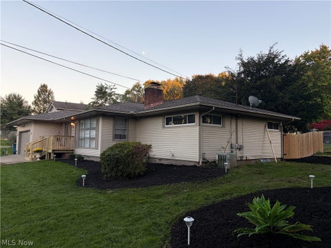 Tiny photo for 10 E Wellock Drive, Akron, OH 44319 (MLS # 5255676)