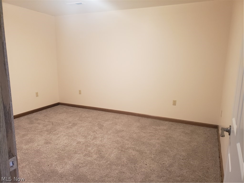 Lakeview Estates - Residential Lease