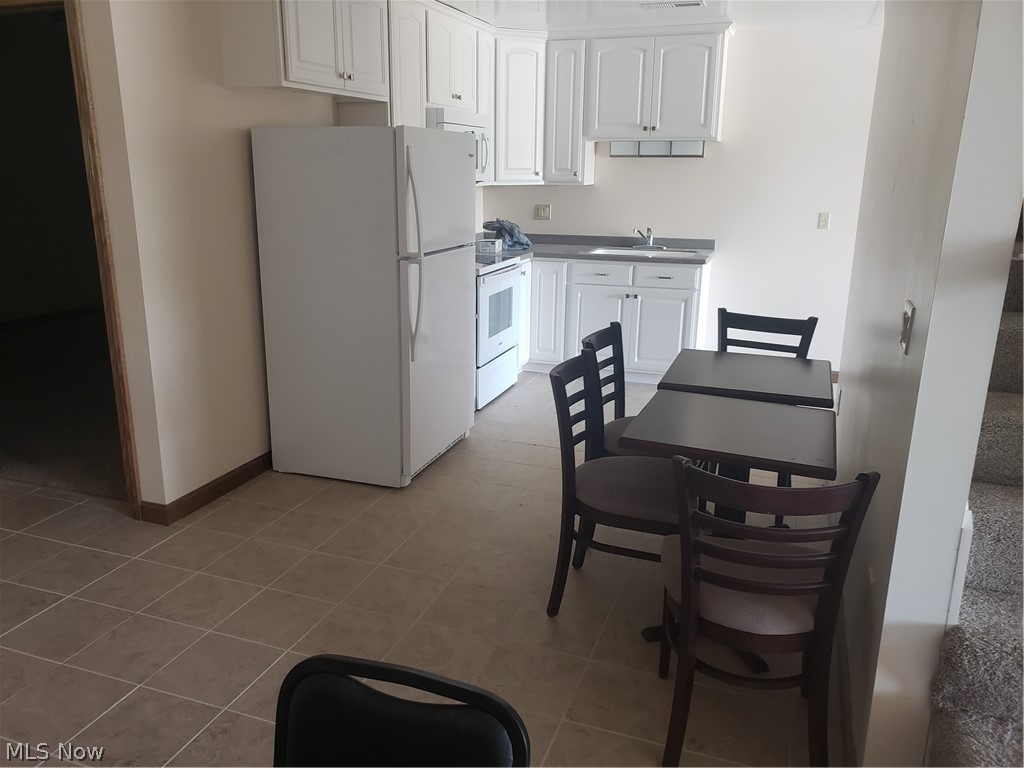 Lakeview Estates - Residential Lease