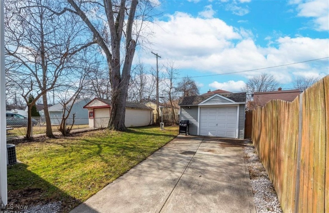 4492 W 170th Street