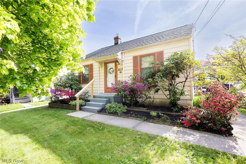 Photo of 1837 Cameroon Court, Akron, OH 44305 (MLS # 5199317)
