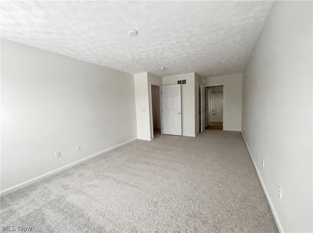 5198 Fairington Avenue