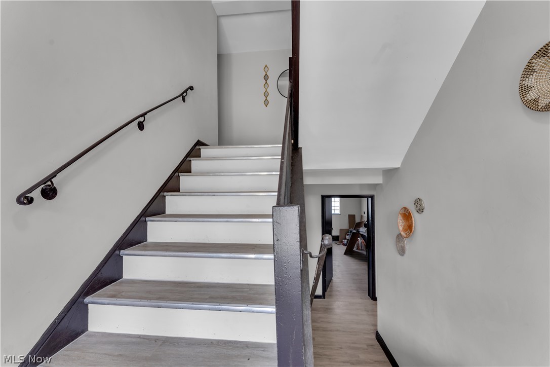 City/Lakewood - Commercial Sale