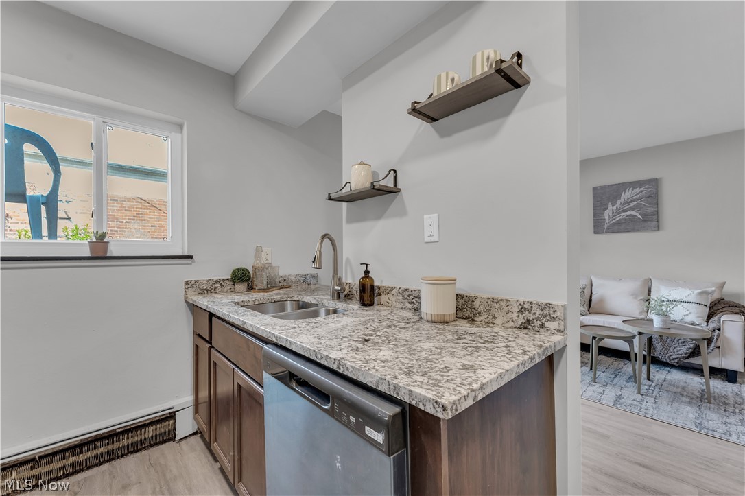 City/Lakewood - Commercial Sale