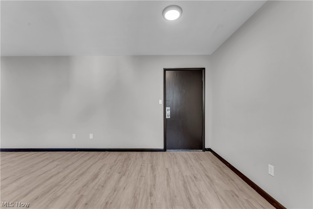 City/Lakewood - Commercial Sale