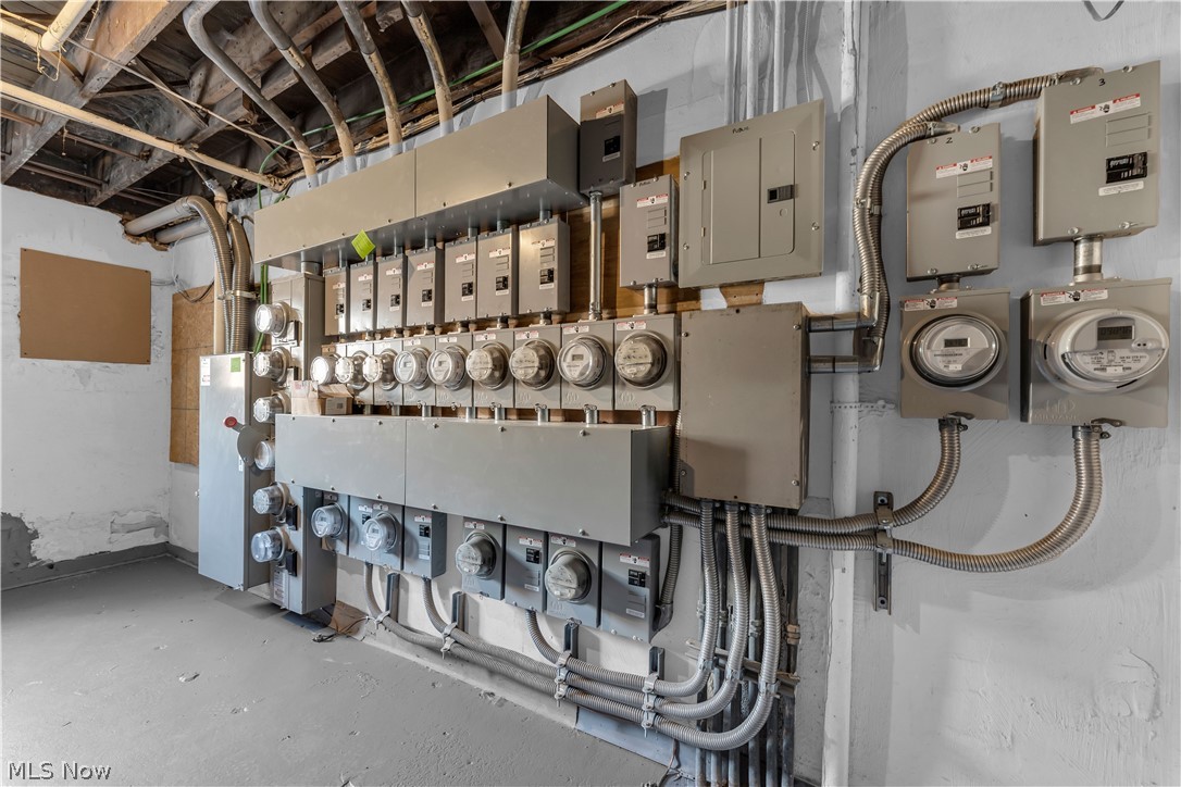 City/Lakewood - Commercial Sale