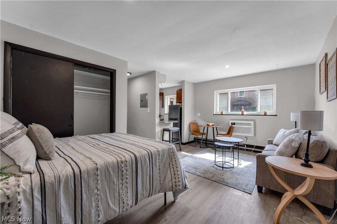 City/Lakewood - Commercial Sale