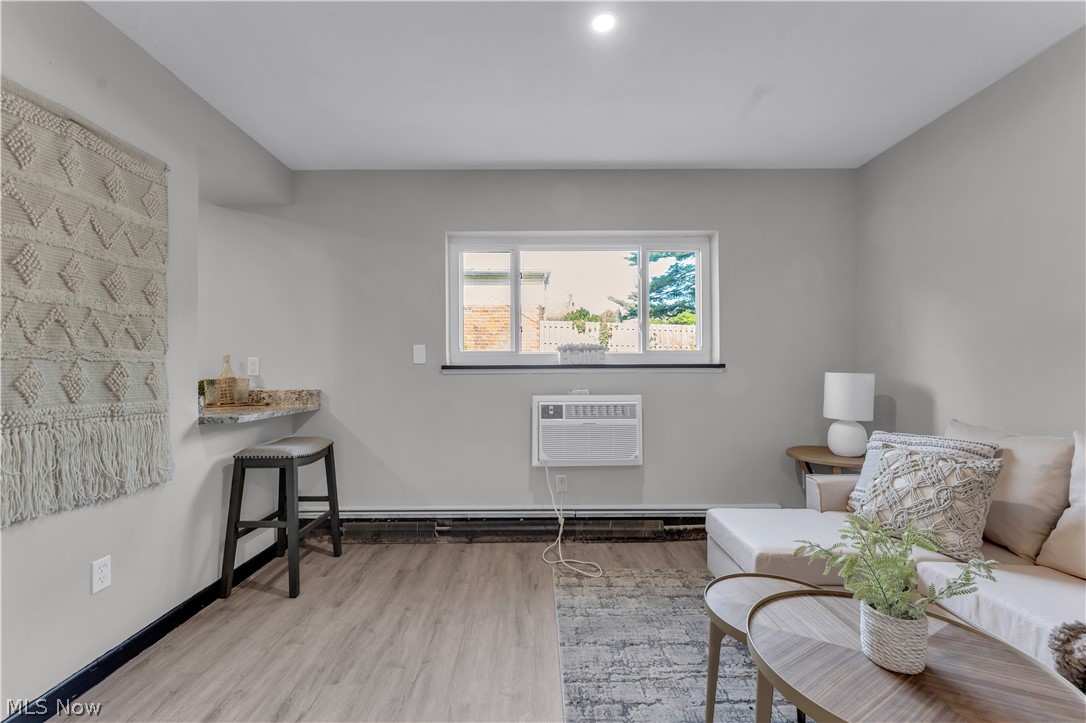 City/Lakewood - Commercial Sale