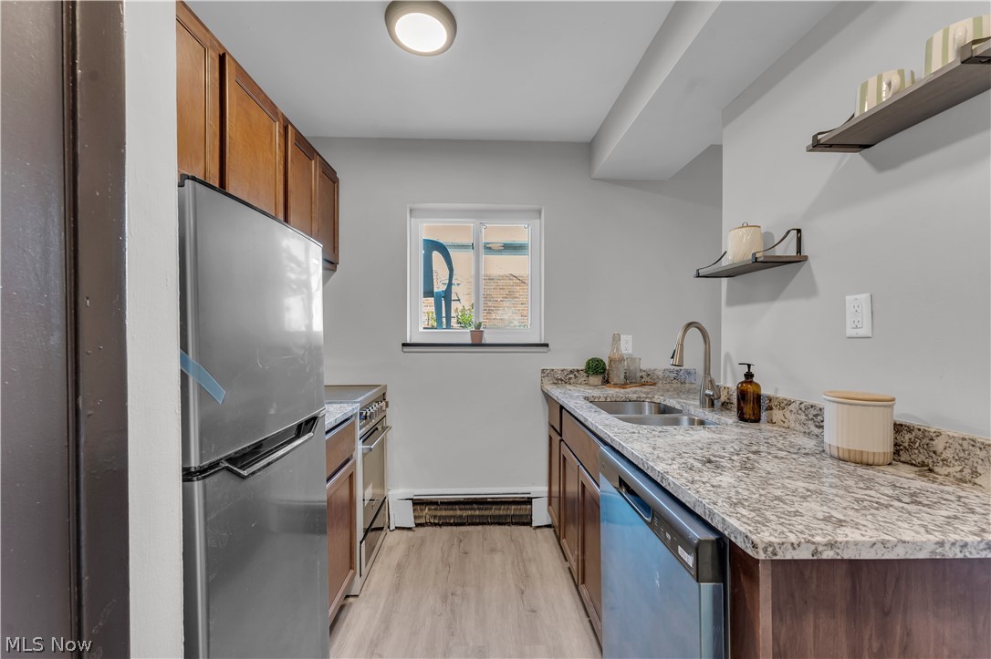 City/Lakewood - Commercial Sale