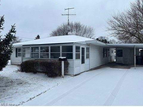 Photo of 224 Walden Road, Heath, OH 43056 (MLS # 5179051)