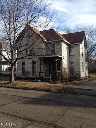 Who is looking for that free living house Hack? This is your chance to live in one side and lease out the rest, zero basing your living expenses! This is also perfect for someone looking to get into multi-family investment properties. Owner paid utilities and sewer are $518/monthly. Property is located in very well desired Wooster Ohio. The owner would even consider owner financing a large portion of your purchase with $70,000 down. Conventional mortgages and cash are also options. The apartments are leased month to month now at-Apt B-$750/Monthly. Apt C-$625/Monthly. Apt D-$800/Monthly. There is laundry space in the basement.